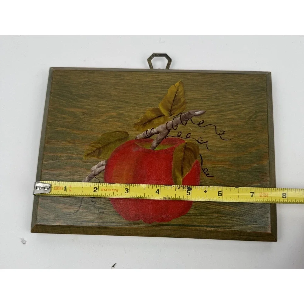 VTG Hand‎ Painted Red Apple Wood Hanging Wall Decor Country Farmhouse Decor
